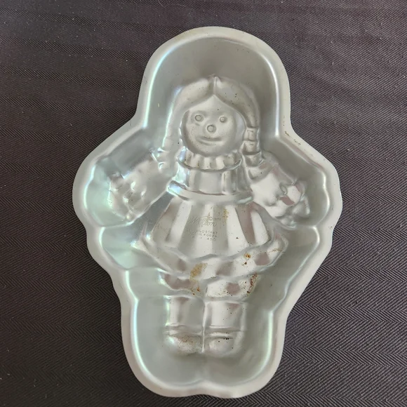 Wilton Rag Doll Cake Pan - Picture 2 of 2